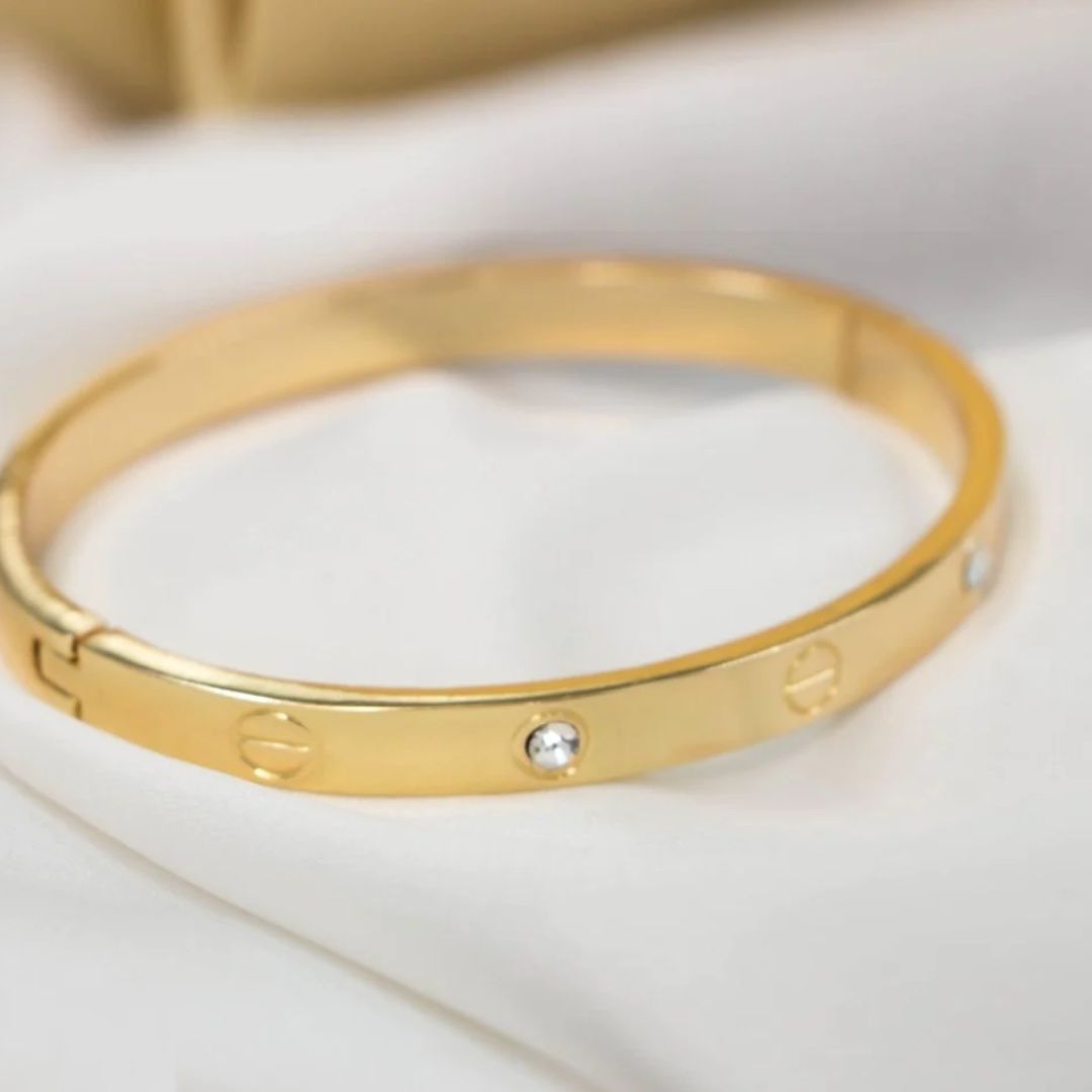 Imp Hand Bracelet Openable