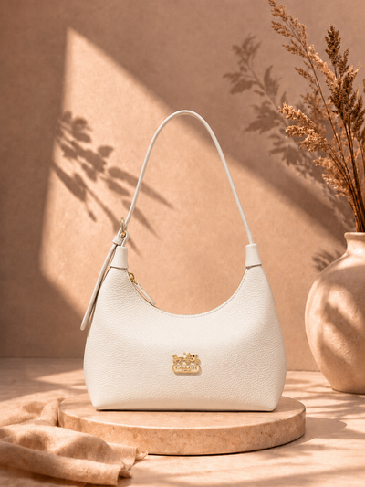 Coa-ch White