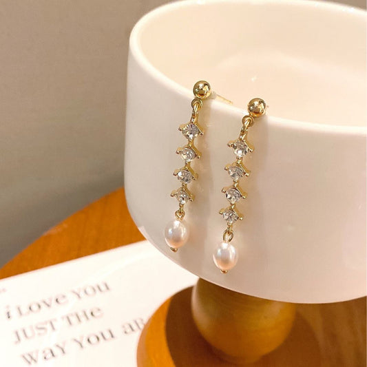 Pearl Drop Earrings