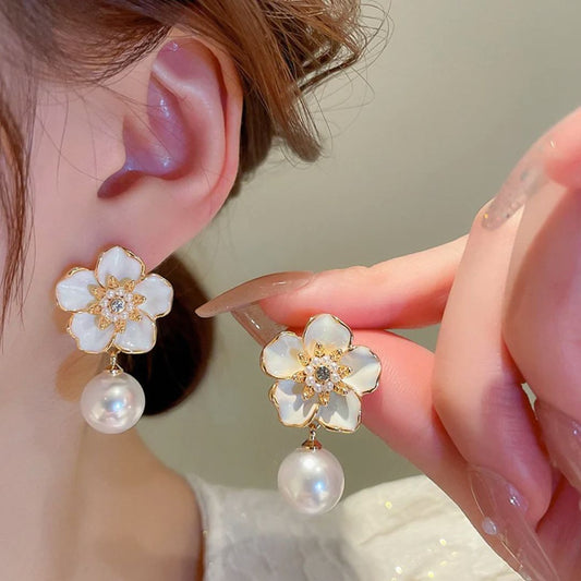 Pearl Flower Drop Earrings Pair